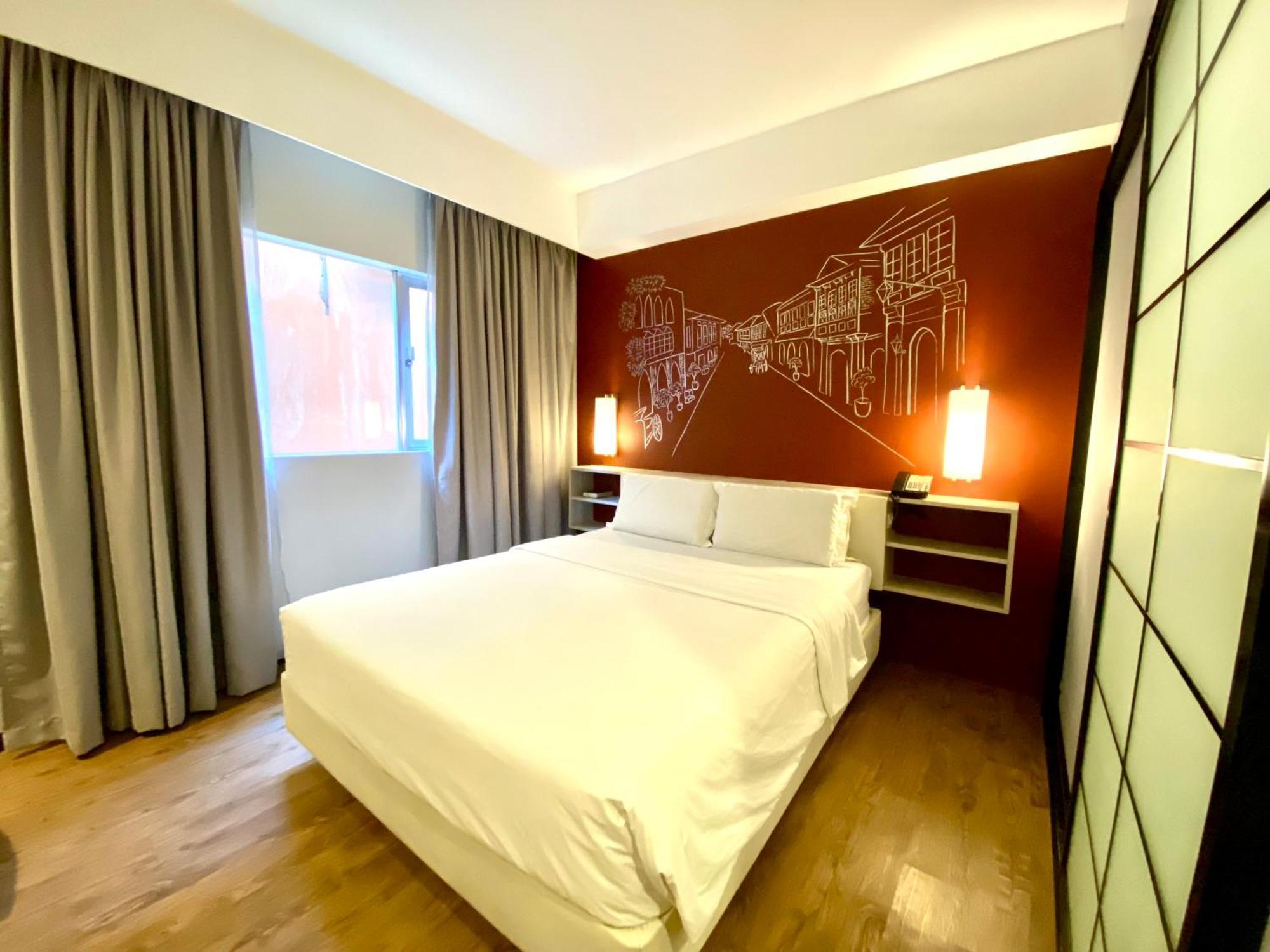 Circle Inn Hotel And Suites Bacolod Bagian luar foto