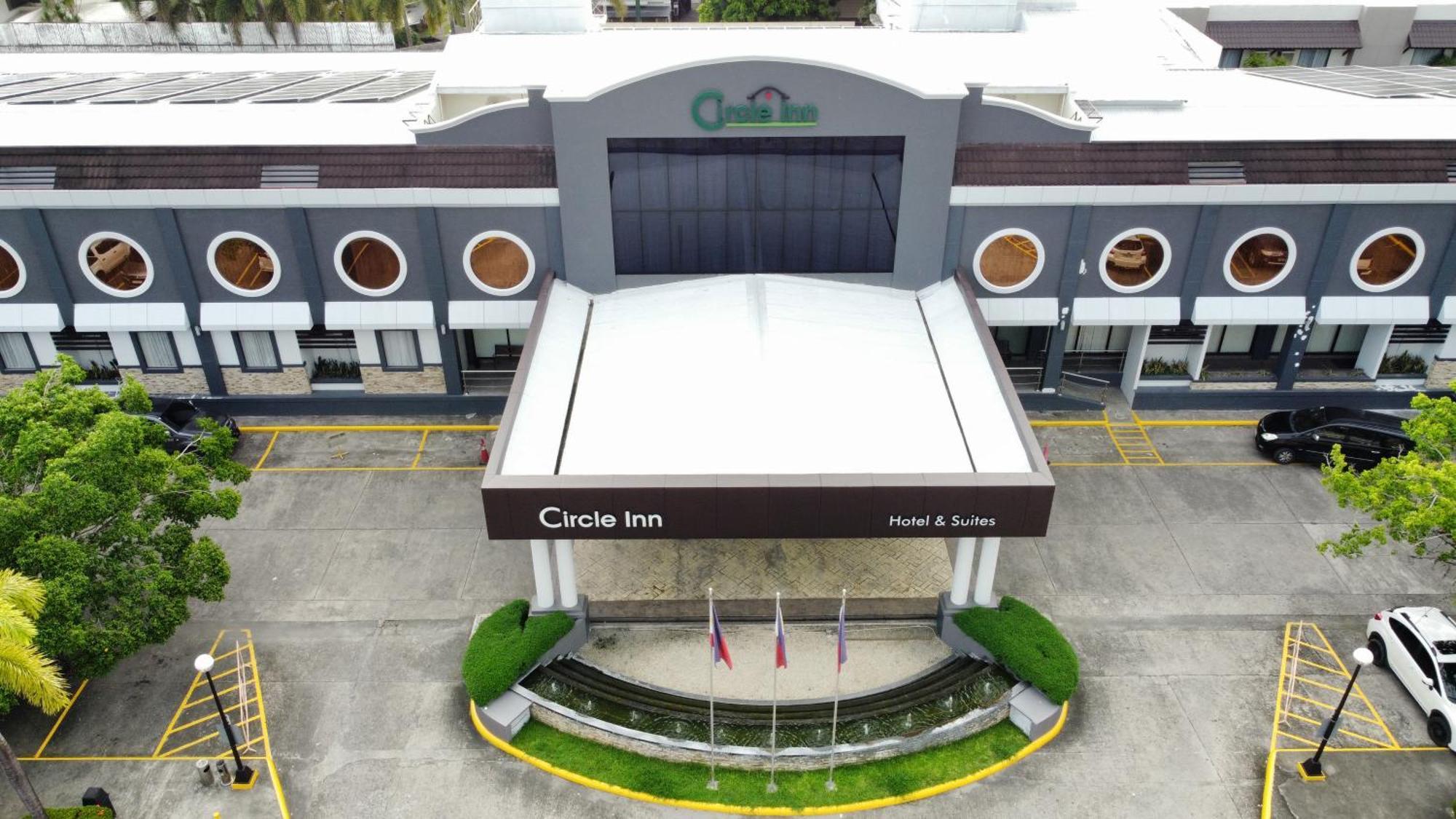 Circle Inn Hotel And Suites Bacolod Bagian luar foto